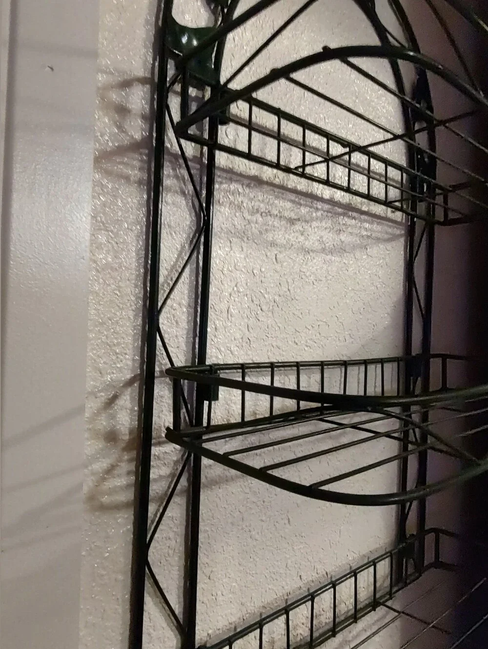 Three-Tier Metal Wall Shelf - Dark Green Ivy